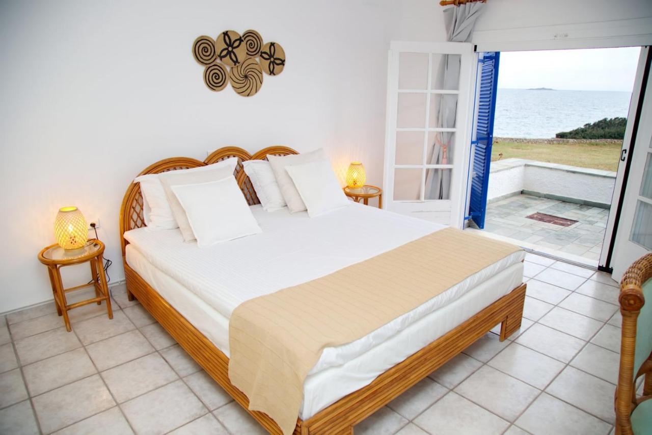 Aroura Homes 4Br Beachfront Villa Спетсес Экстерьер фото
